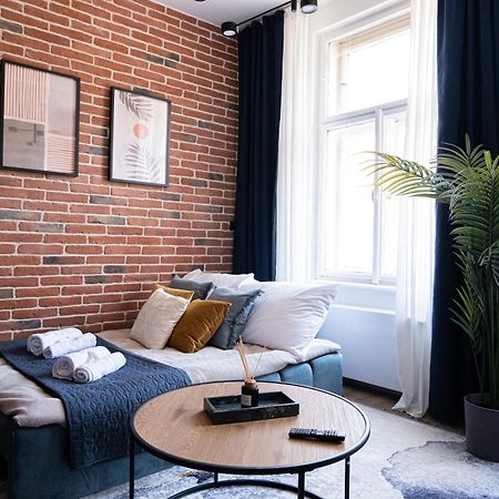 10 Minutes Charles Bridge Modern Apartment, 布拉格 外观 照片